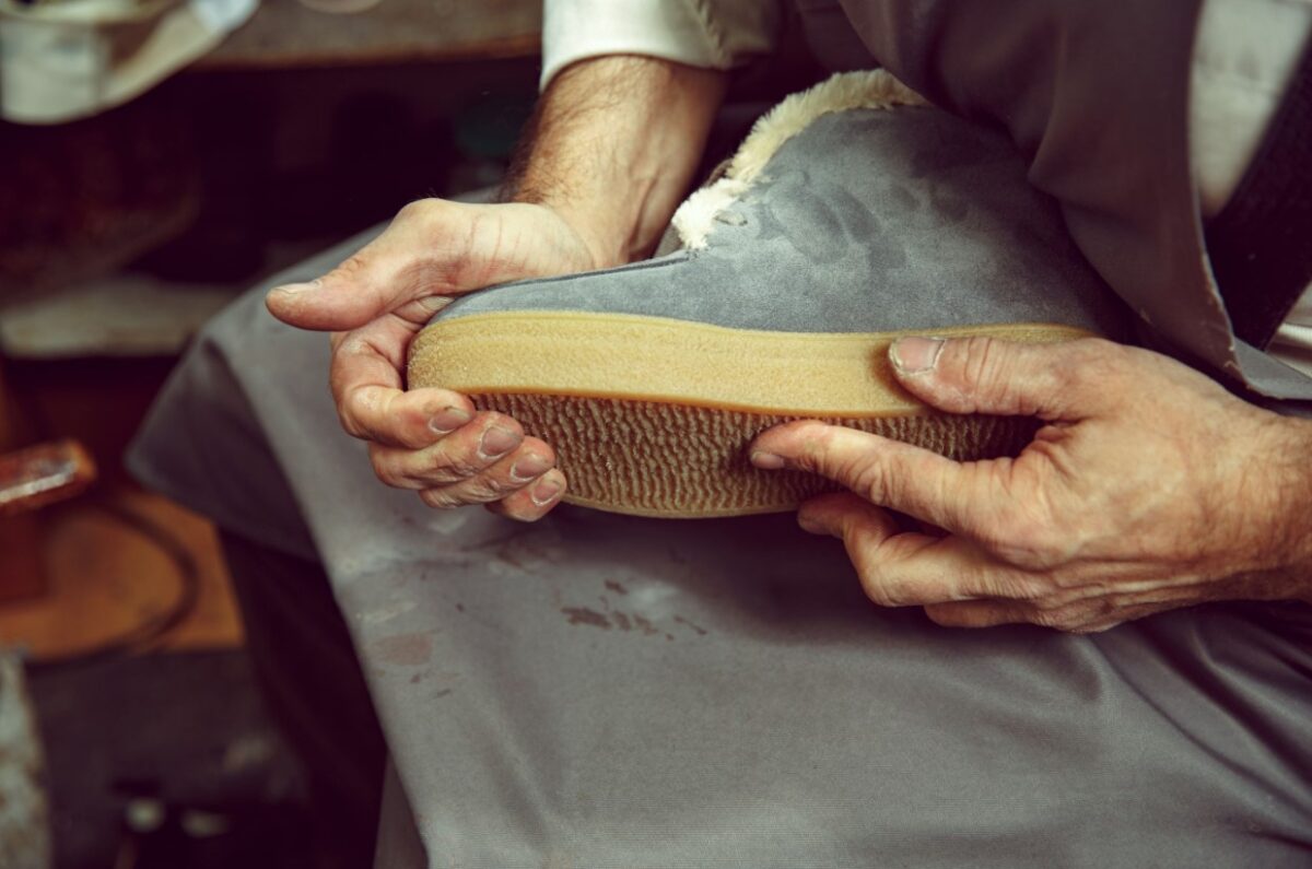 Tips On How To Find The Best Shoe Repair Shop Near Me